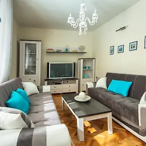 Carmela , Split Croatie